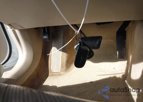 2011 Chrysler 300C z USA, uszkodzony, nr VIN 2C3CA6CT6BH592462